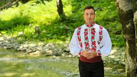 Valentin Sanfira, anunț la aproape o lună după ce a fost operat. Ce se întâmplă cu spectacolele cântărețului: „Încă nu sunt recuperat total”